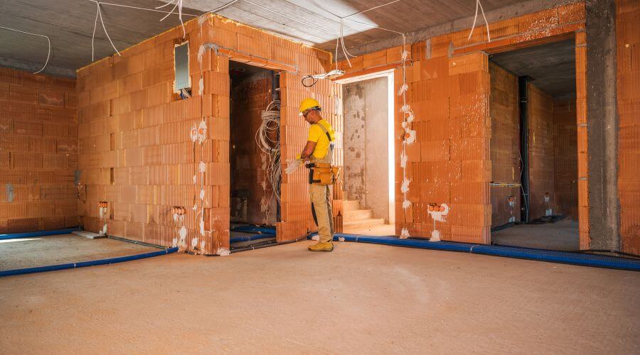 Expert Emergency Roof Repairs services in Clayton, KS